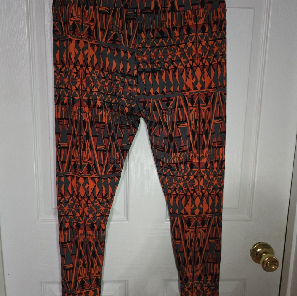 Lularoe - Picture 4 of 5
